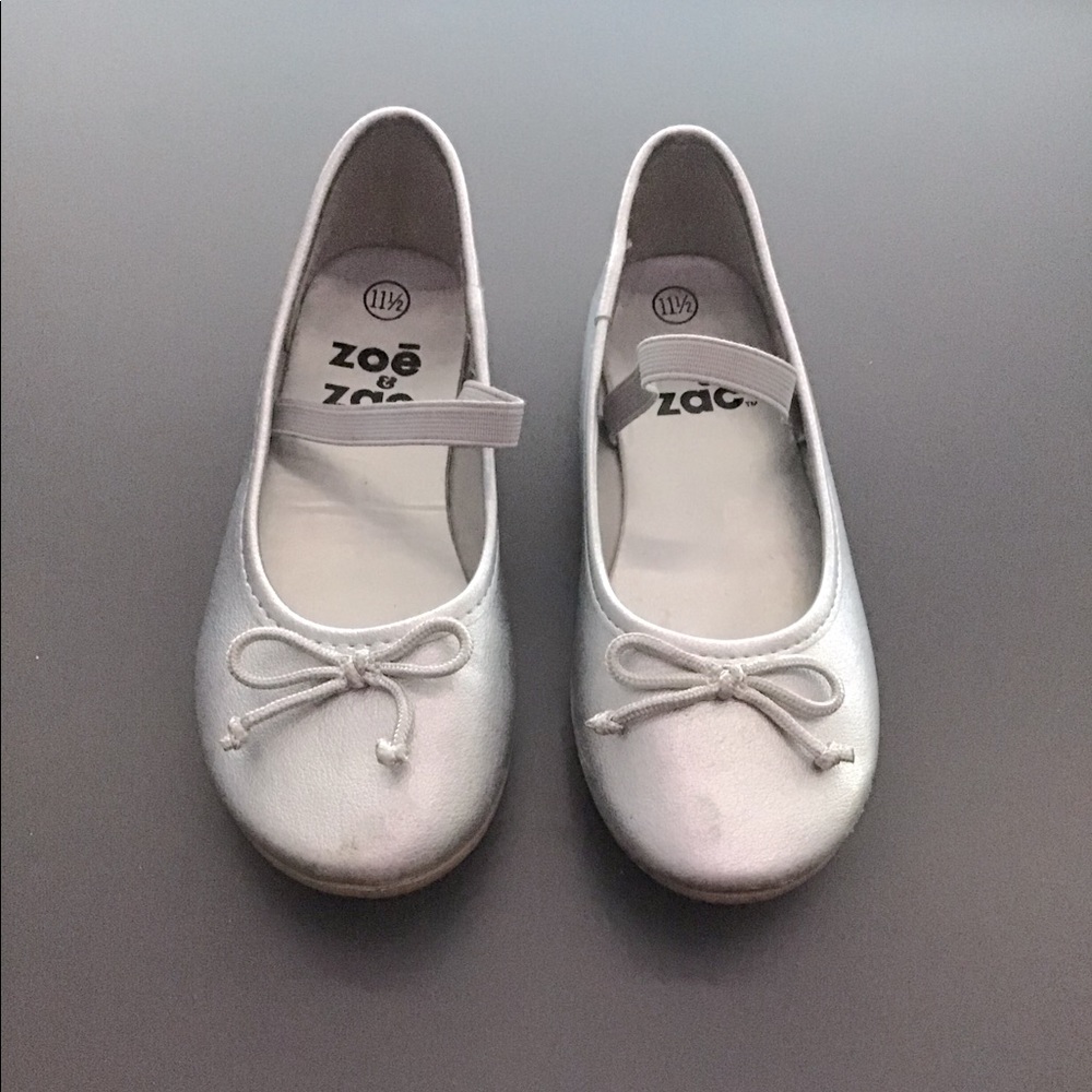Girl flats
